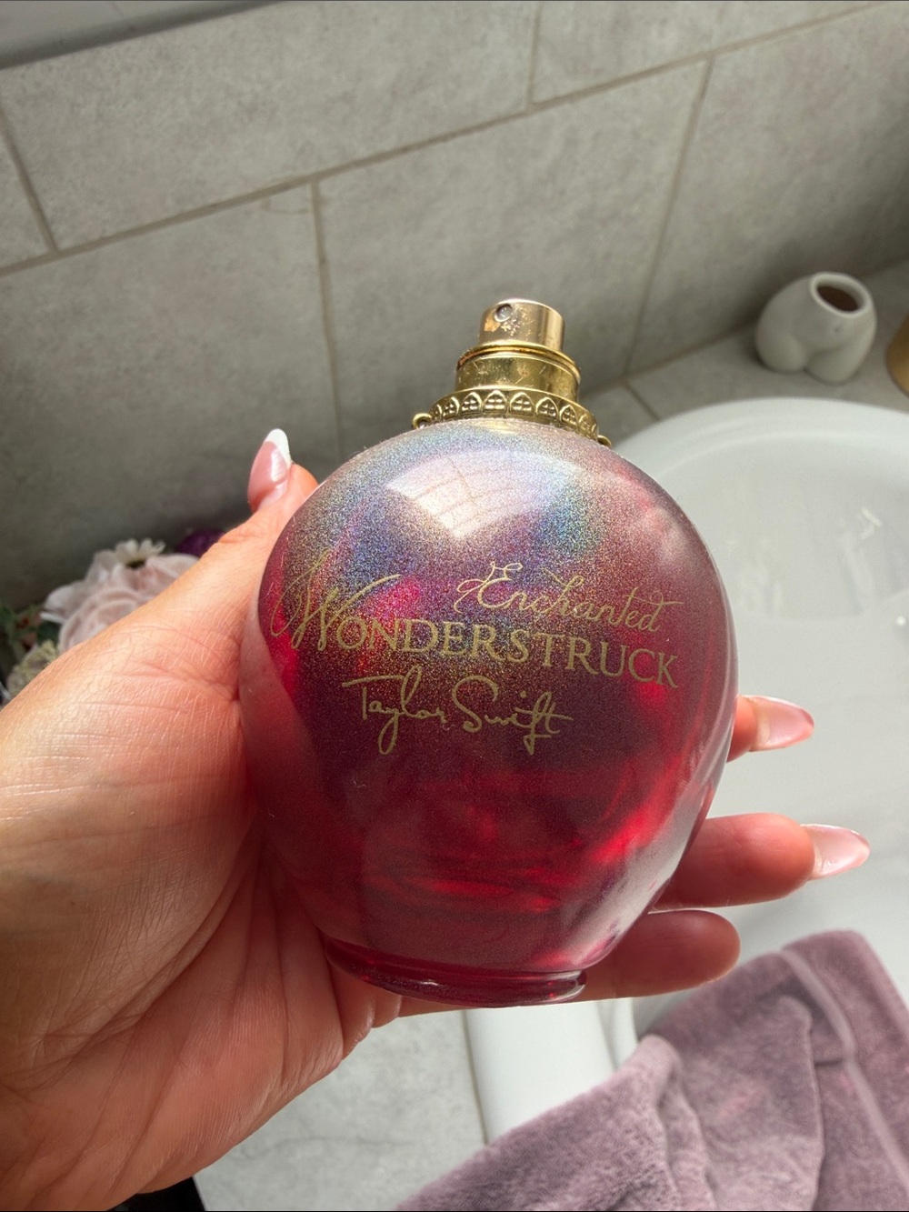 Taylor Swift Wonderstruck perfume